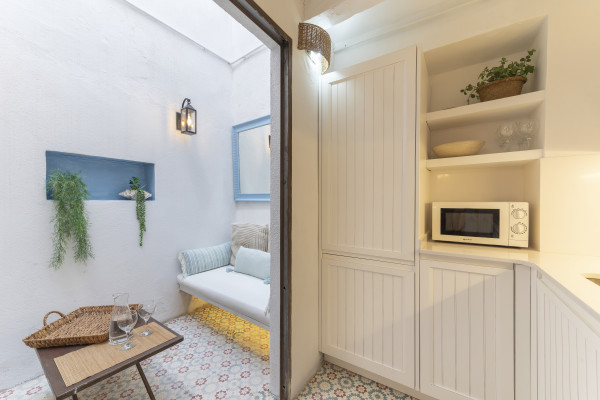 #38075 - Casa Azul | Holiday Rentals | Hello Homes Sitges