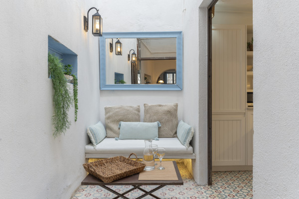 #38077 - Casa Azul | Holiday Rentals | Hello Homes Sitges