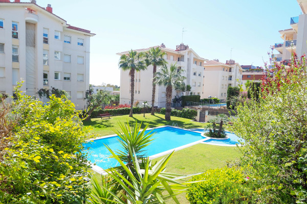 #38437 - Flip Flop Beach Apartment | Аренда для отпуска | Hello Homes Sitges
