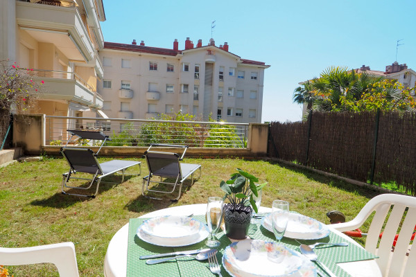 #38444 - Flip Flop Beach Apartment | Аренда для отпуска | Hello Homes Sitges