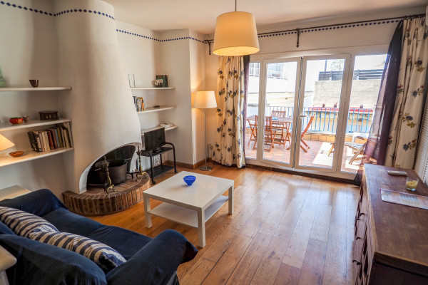 #38629 - Barco Attic | Seasonal Rentals | Hello Homes Sitges