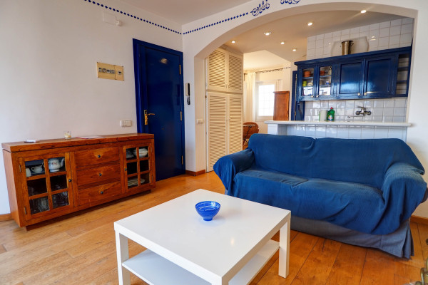 #38638 - Barco Attic | Seasonal Rentals | Hello Homes Sitges