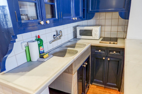 #38648 - Barco Attic | Seasonal Rentals | Hello Homes Sitges