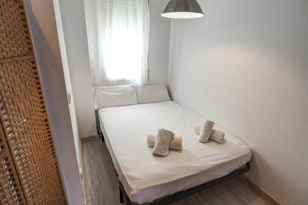 #38785 - Barco Attic | Seasonal Rentals | Hello Homes Sitges