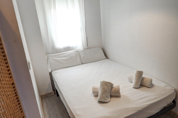 #38786 - Barco Attic | Seasonal Rentals | Hello Homes Sitges