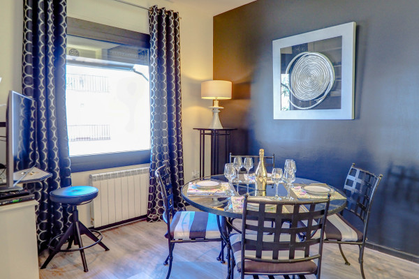 #39431 - Flamingo Apartment | Holiday Rentals | Hello Homes Sitges