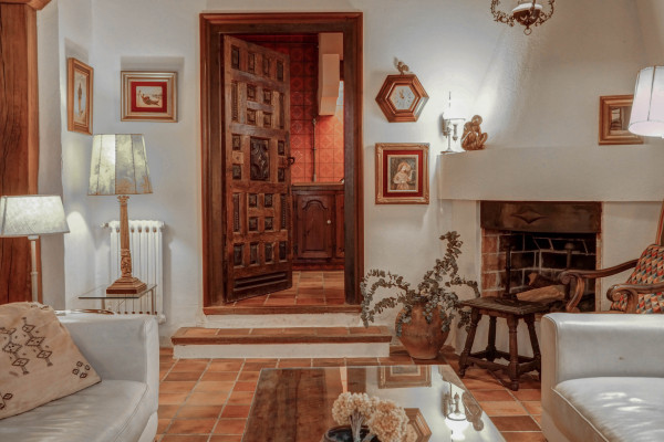 #39599 - Beach Villa Aralinn | Holiday Rentals | Hello Homes Sitges