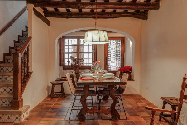 #39603 - Beach Villa Aralinn | Holiday Rentals | Hello Homes Sitges