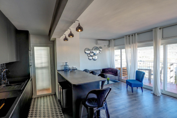 #39934 - Chic Sea View Apartment | Holiday Rentals | Hello Homes Sitges