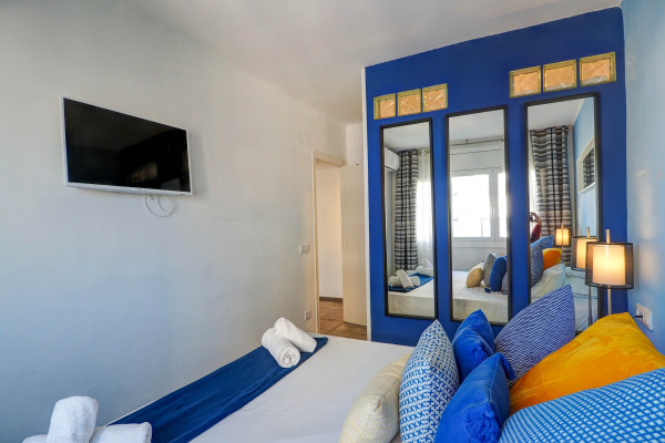 #39937 - Chic Sea View Apartment | Holiday Rentals | Hello Homes Sitges