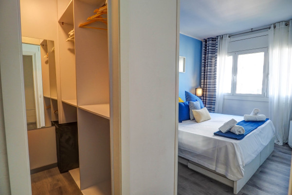 #39943 - Chic Sea View Apartment | Holiday Rentals | Hello Homes Sitges
