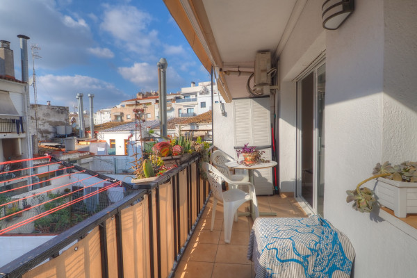 #39965 - Orquidea Apartment | Holiday Rentals | Hello Homes Sitges