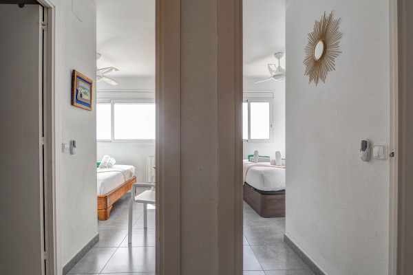 #40002 - Marina Duplex | Holiday Rentals | Hello Homes Sitges