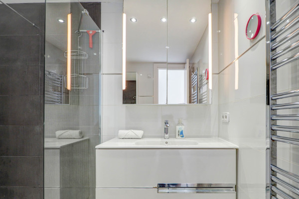 #40036 - Marina Duplex | Holiday Rentals | Hello Homes Sitges