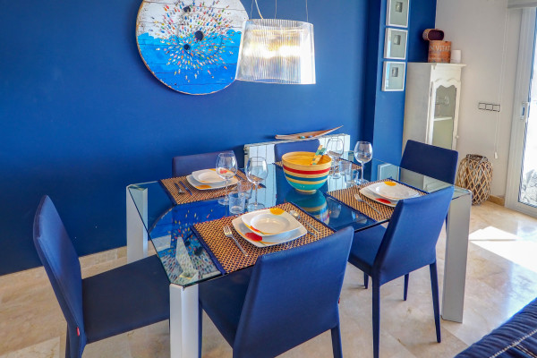 #41122 - La Perla | Holiday Rentals | Hello Homes Sitges