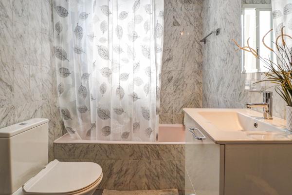 #42065 - Llopart Apartment | Holiday Rentals | Hello Homes Sitges