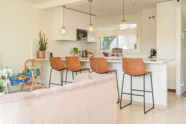 #42352 - Villa Riera | Holiday Rentals | Hello Homes Sitges