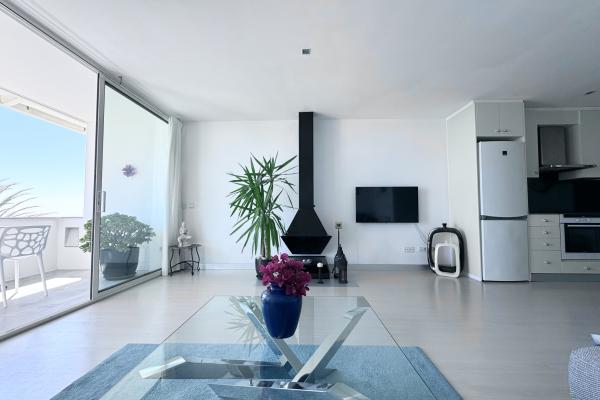 #42421 - Vistas Del Mar | Holiday Rentals | Hello Homes Sitges