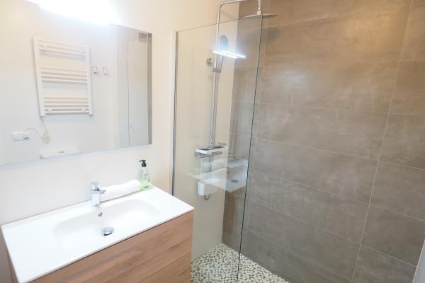 #43369 - Balcony View Apartment | Holiday Rentals | Hello Homes Sitges