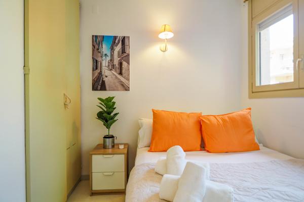 #44364 - Ocean Spirit House | Holiday Rentals | Hello Homes Sitges