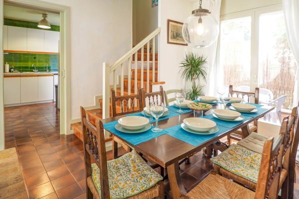 #44395 - Ocean Spirit House | Holiday Rentals | Hello Homes Sitges