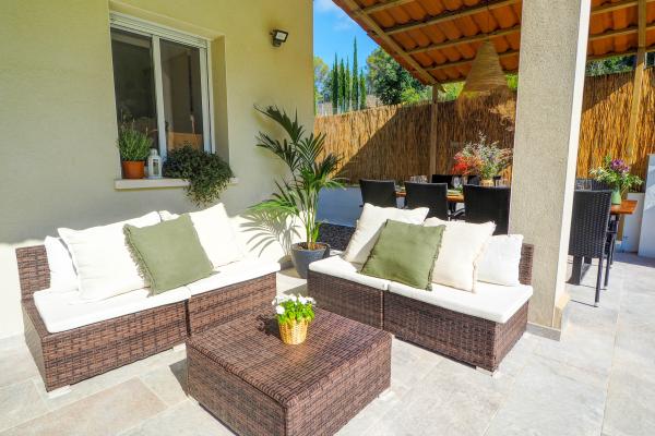 #45328 - Villa Claudia | Holiday Rentals | Hello Homes Sitges