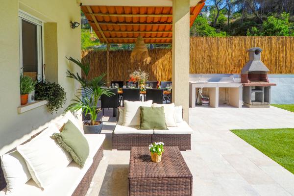 #45329 - Villa Claudia | Holiday Rentals | Hello Homes Sitges