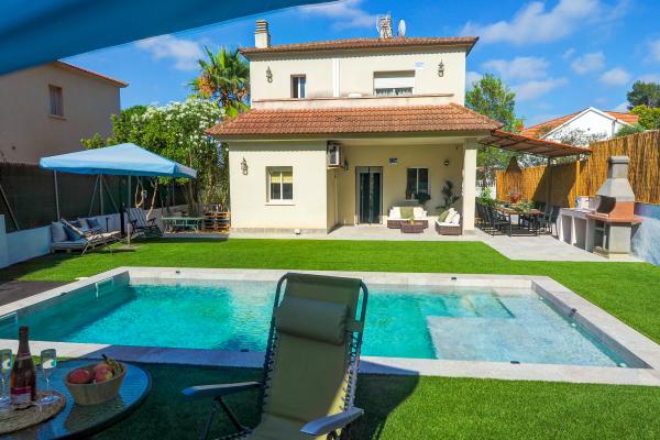 #45336 - Villa Claudia | Holiday Rentals | Hello Homes Sitges