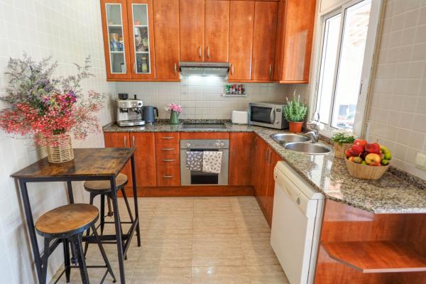 #45366 - Villa Claudia | Holiday Rentals | Hello Homes Sitges