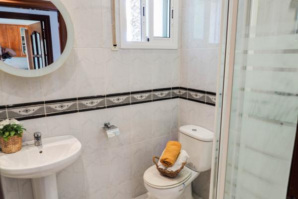 #45409 - Villa Claudia | Holiday Rentals | Hello Homes Sitges