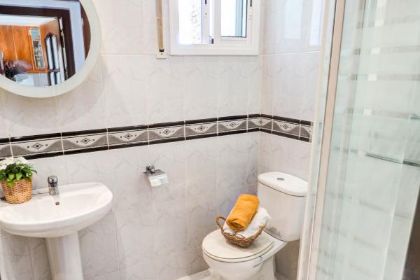 #45412 - Villa Claudia | Holiday Rentals | Hello Homes Sitges
