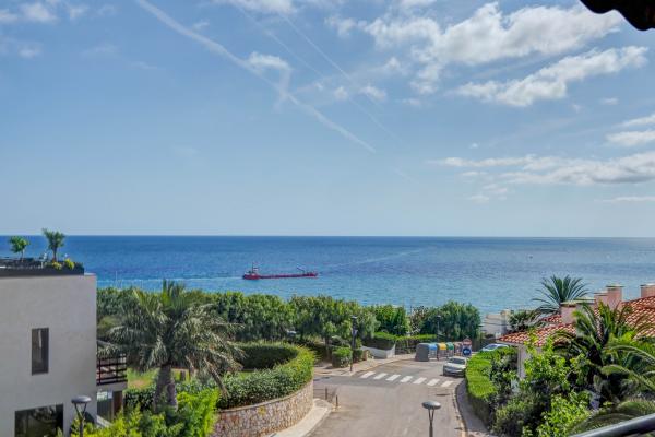 #45850 - Balmins Surf | Holiday Rentals | Hello Homes Sitges