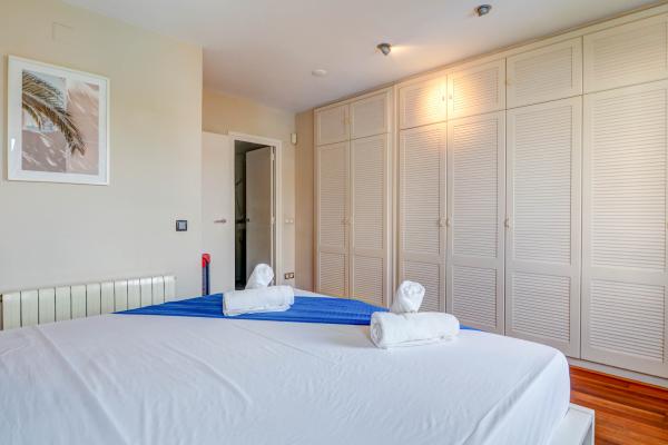 #45865 - Balmins Surf | Holiday Rentals | Hello Homes Sitges