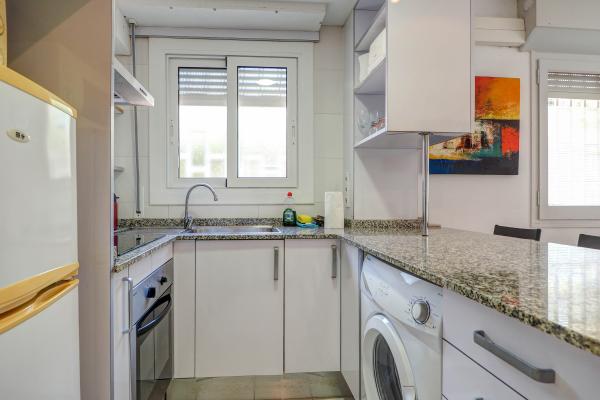 #46363 - Los Globos Studio | Holiday Rentals | Hello Homes Sitges