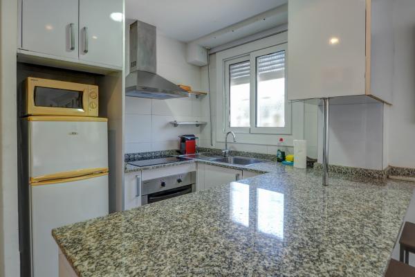 #46364 - Los Globos Studio | Holiday Rentals | Hello Homes Sitges