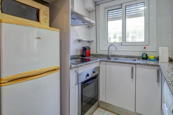 #46368 - Los Globos Studio | Holiday Rentals | Hello Homes Sitges