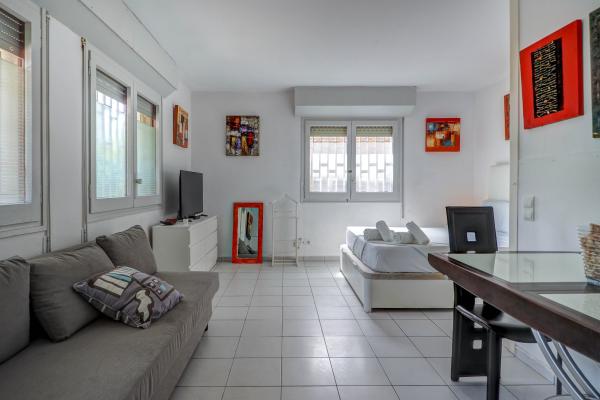 #46370 - Los Globos Studio | Holiday Rentals | Hello Homes Sitges