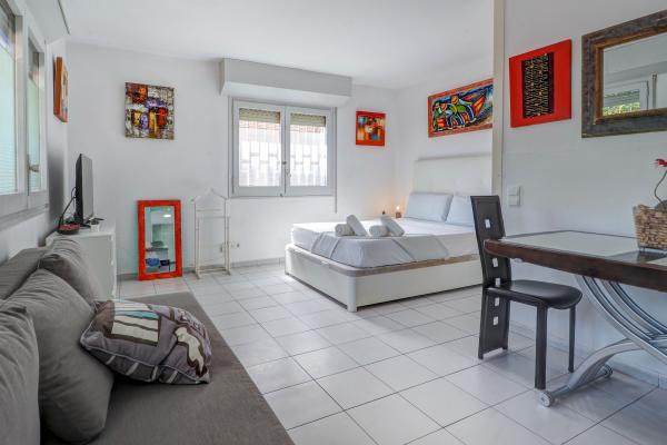 #46371 - Los Globos Studio | Holiday Rentals | Hello Homes Sitges