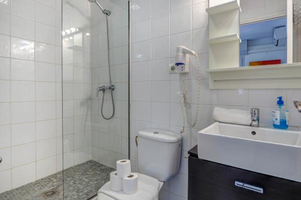 #46378 - Los Globos Studio | Holiday Rentals | Hello Homes Sitges