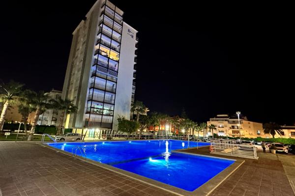 #51632 - Urban Waves | Holiday Rentals | Hello Homes Sitges