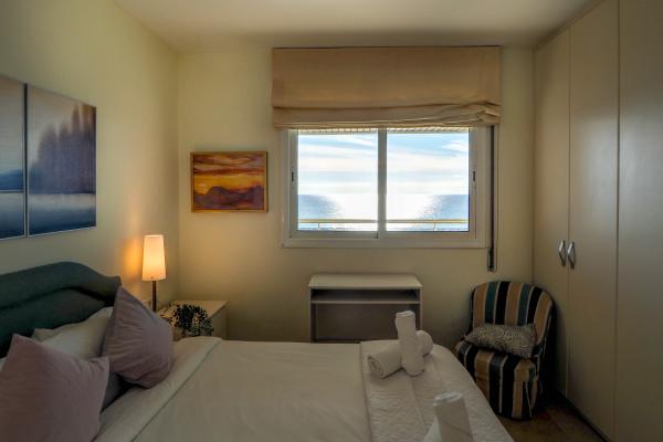 #52356 - Ocean Skyline Penthouse | Seasonal Rentals | Hello Homes Sitges