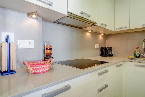 #52361 - Ocean Skyline Penthouse | Seasonal Rentals | Hello Homes Sitges