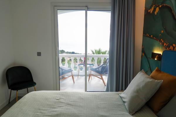 #52698 - Jade Suite | Holiday Rentals | Hello Homes Sitges