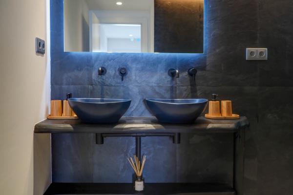 #52722 - Blue Suite | Holiday Rentals | Hello Homes Sitges