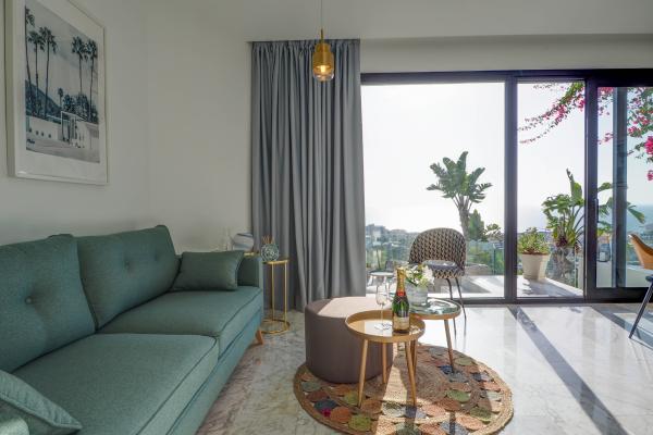 #52781 - Malvasia 1 Bedroom | Holiday Rentals | Hello Homes Sitges