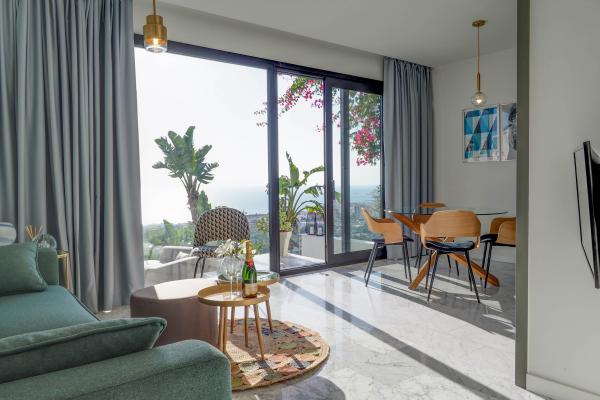 #52784 - Malvasia 1 Bedroom | Holiday Rentals | Hello Homes Sitges