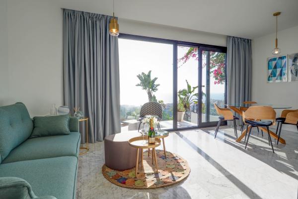 #52787 - Malvasia 1 Bedroom | Holiday Rentals | Hello Homes Sitges
