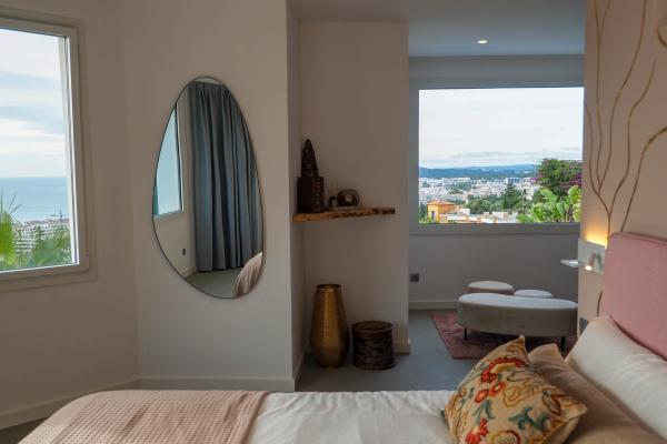 #52788 - Pink Suite | Holiday Rentals | Hello Homes Sitges