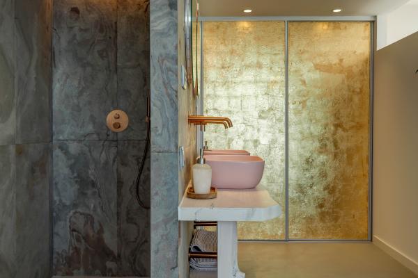 #52792 - Pink Suite | Holiday Rentals | Hello Homes Sitges