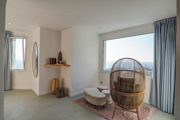 #52797 - Pink Suite | Holiday Rentals | Hello Homes Sitges